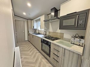 Kitchen- click for photo gallery